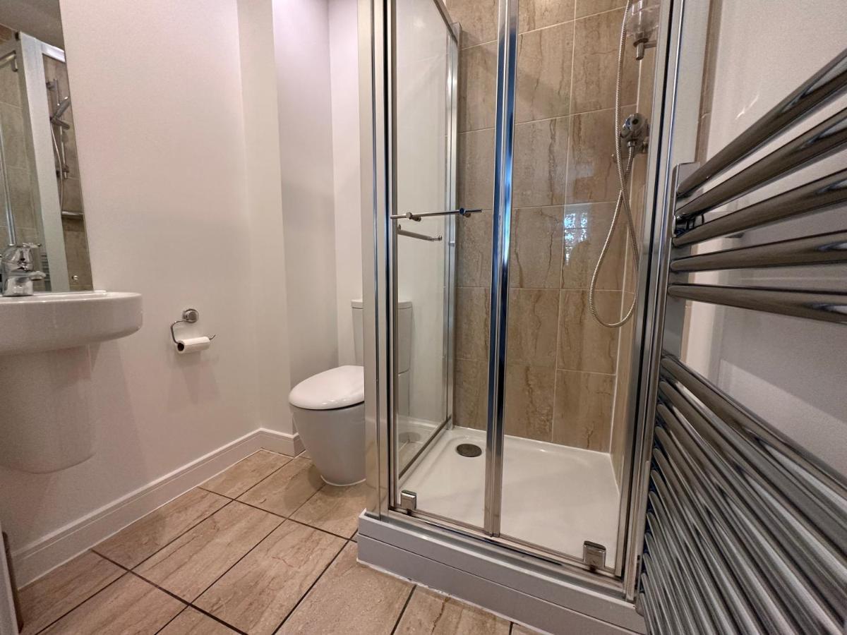 Luxury Apartments - Wallis Square, Farnborough Φάρνμπορο Εξωτερικό φωτογραφία